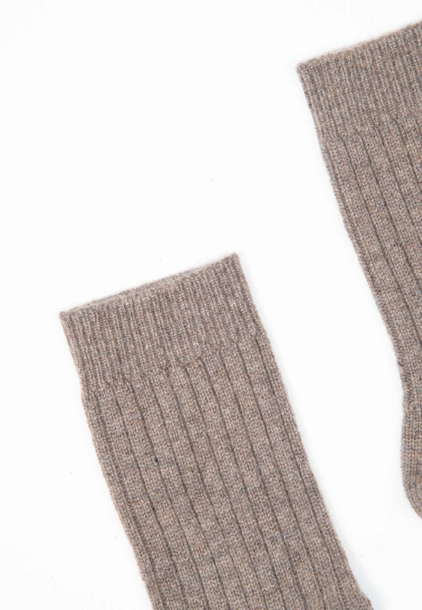 Chaussettes cachemire 4 fils taupe - UNI 13-2